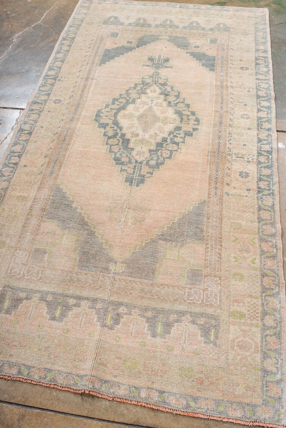 oushak Rug - # 126861