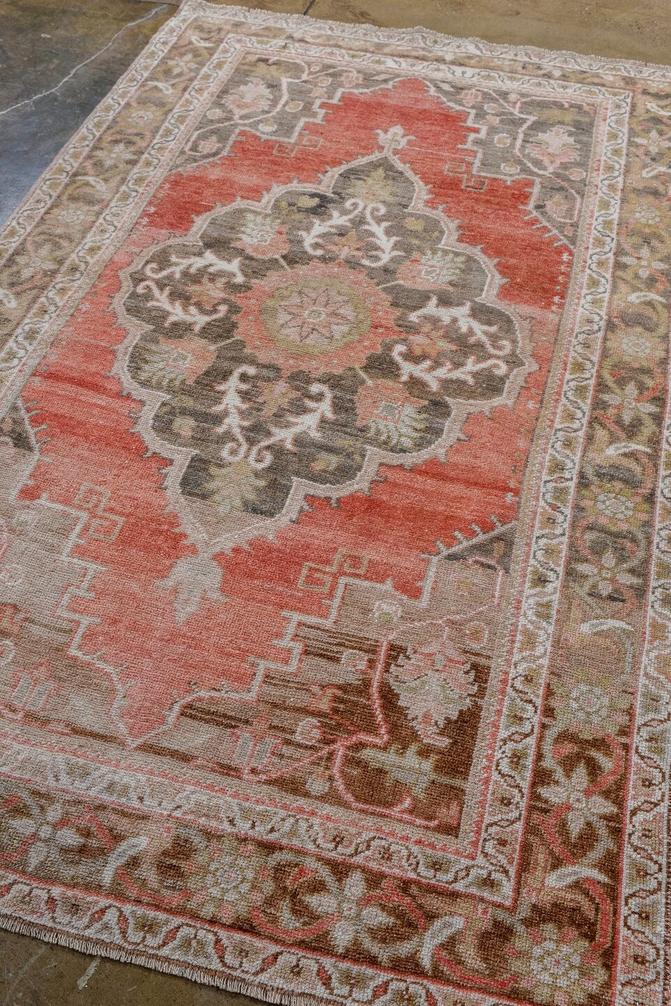 oushak Rug - # 126890