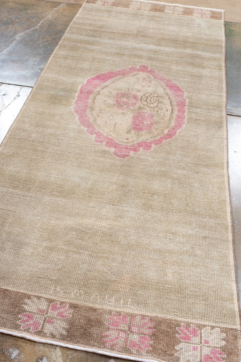 oushak Rug - # 127962