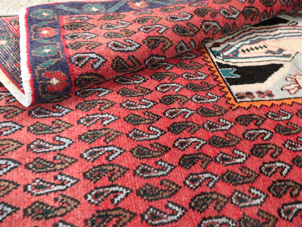 pictorial Rug - # 106079