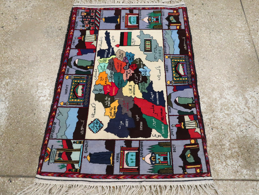 pictorial Rug - # 107526