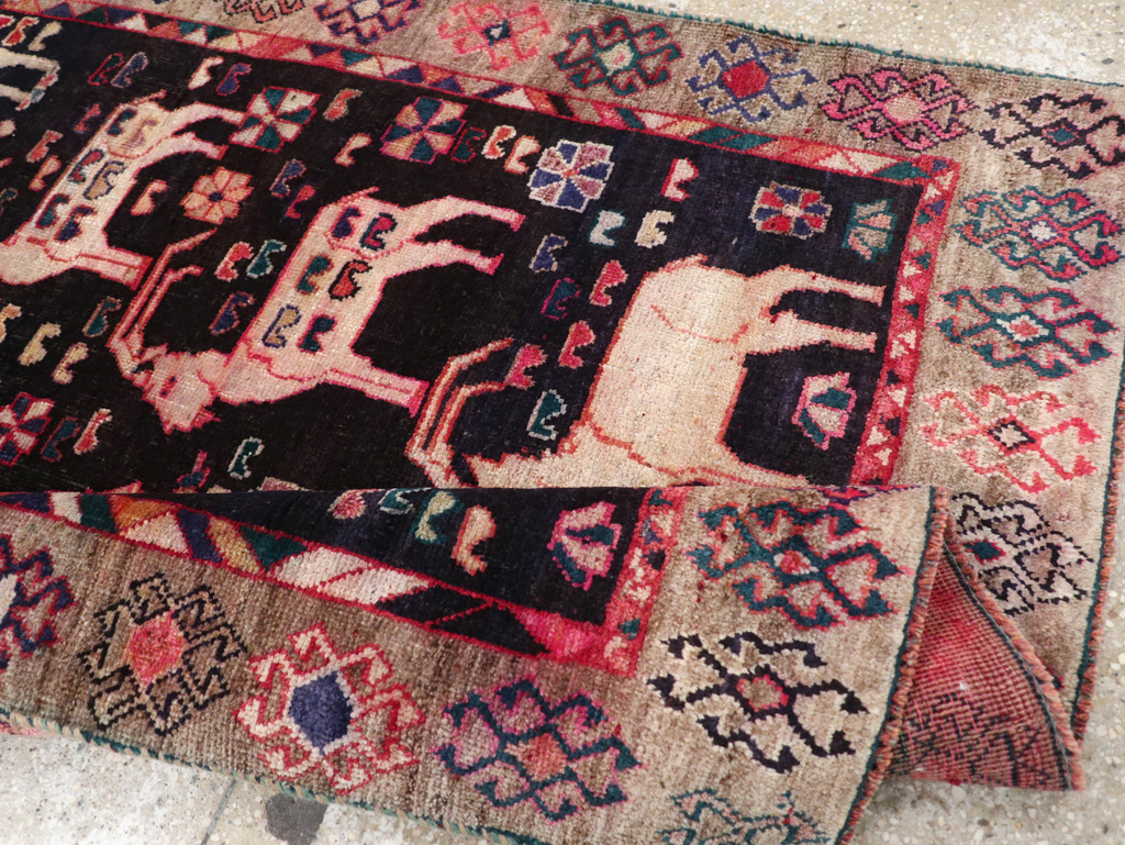 pictorial Rug - # 108052