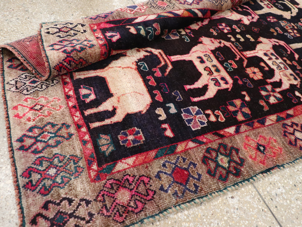 pictorial Rug - # 108052