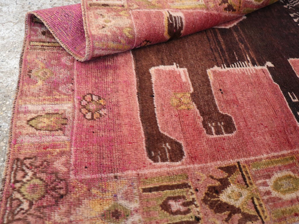 pictorial Rug - # 108449
