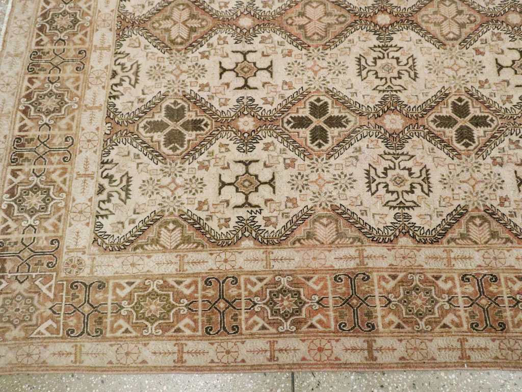 quom Carpet - # 103354