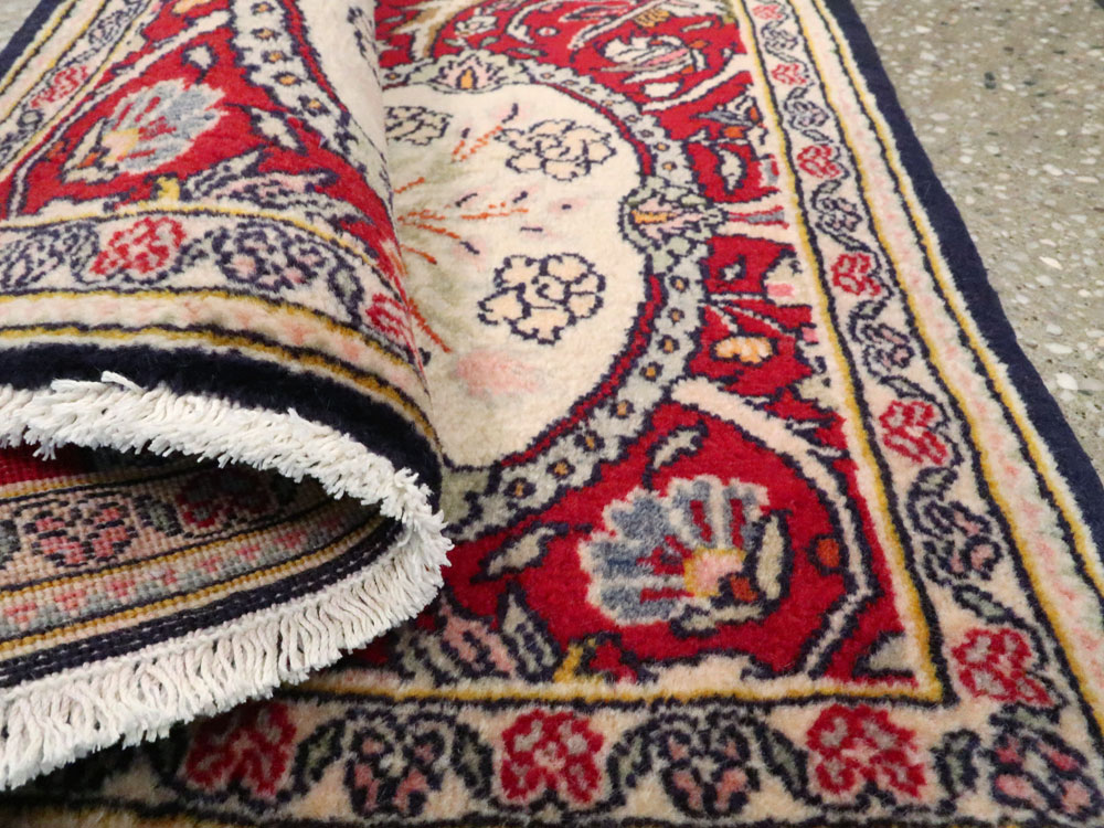quom Rug - # 105499