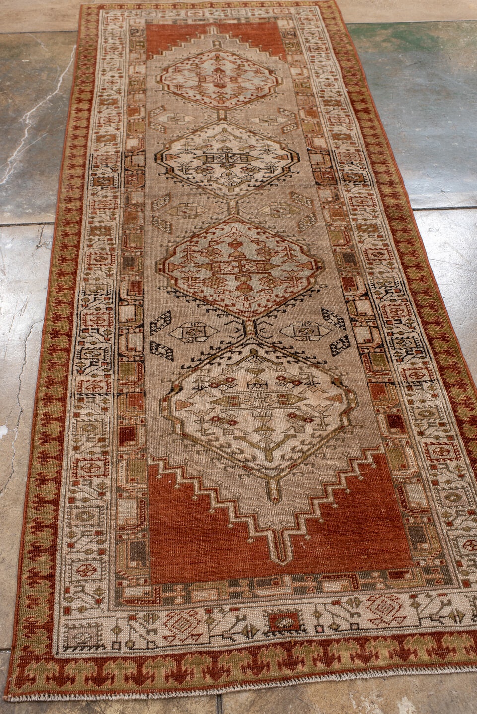 sarab Runner - # 127761