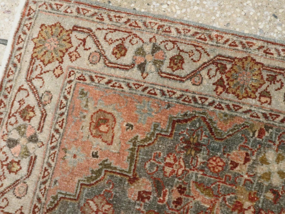 sarouk Rug - # 102690