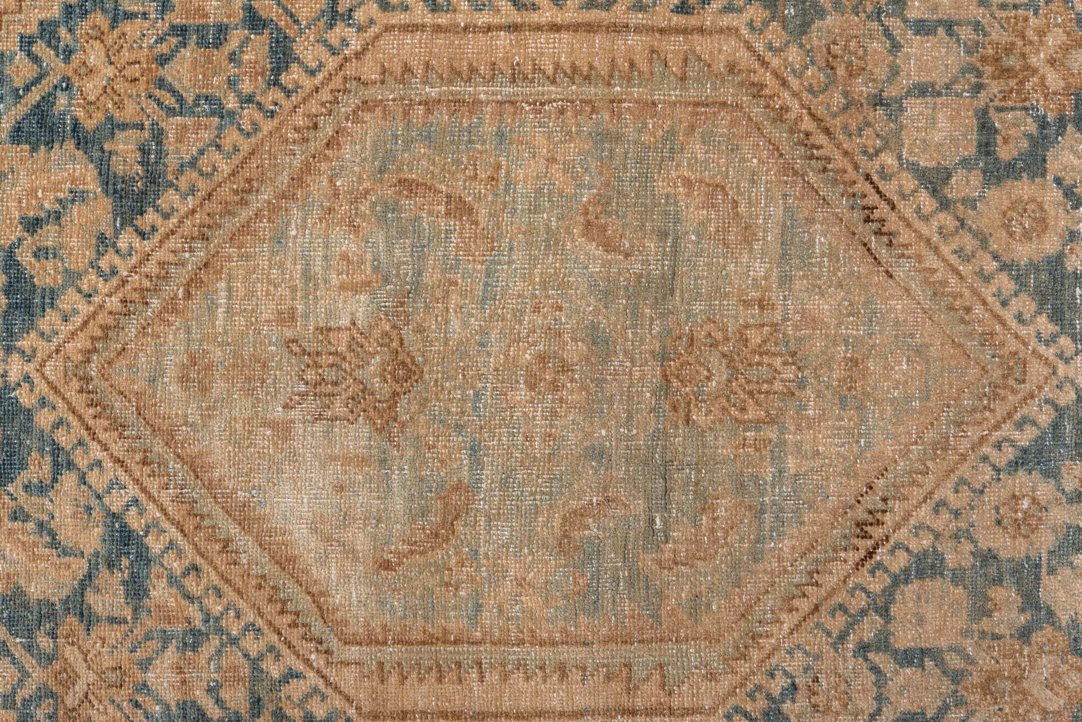 sarouk Rug - # 125734