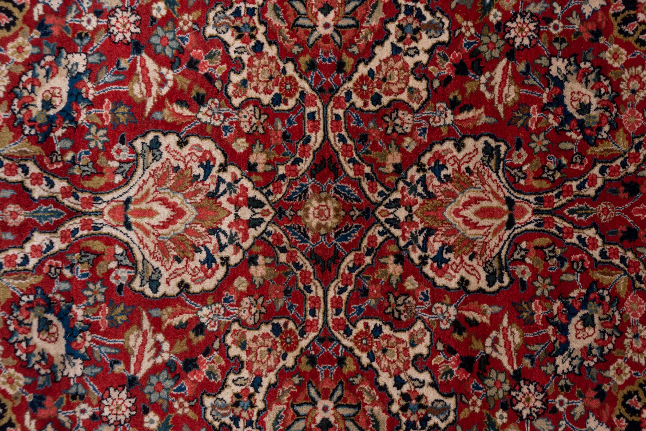 sarouk Rug - # 127762