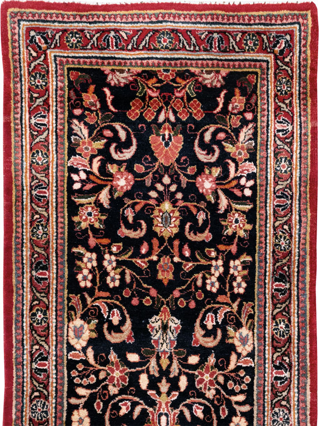 sarouk Runner - # 109567