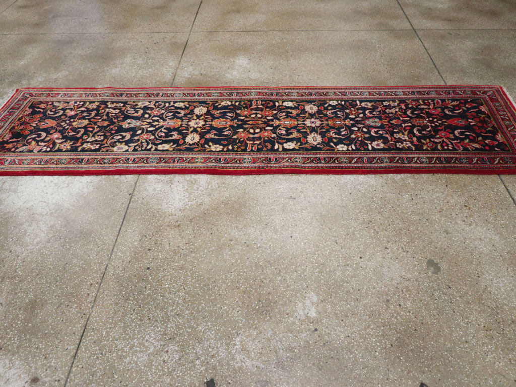 sarouk Runner - # 109567