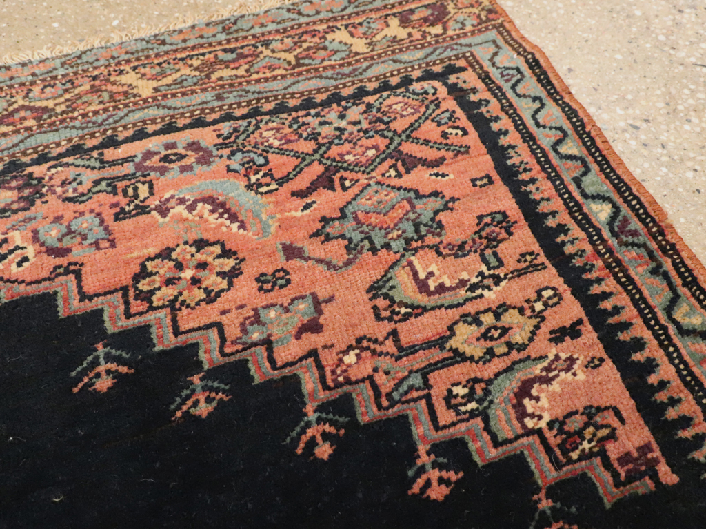 senneh Rug - # 104376