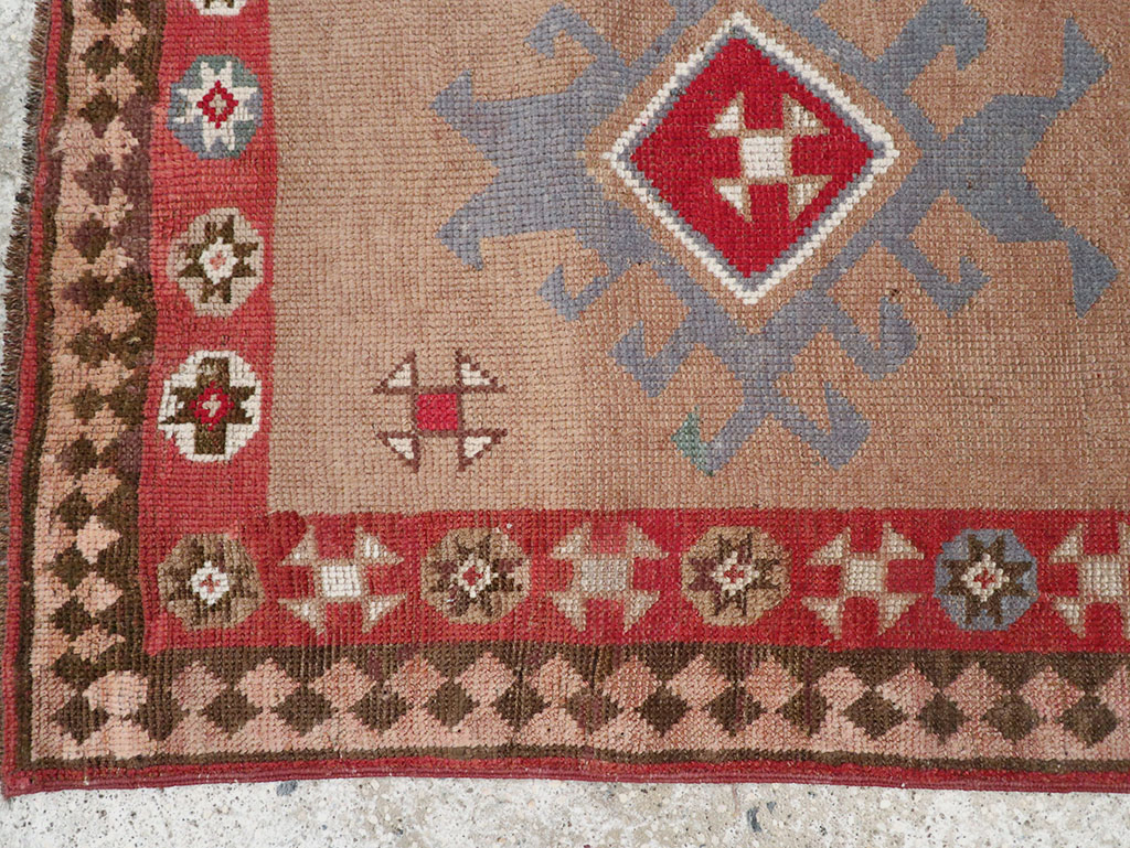 serab Rug - # 108541