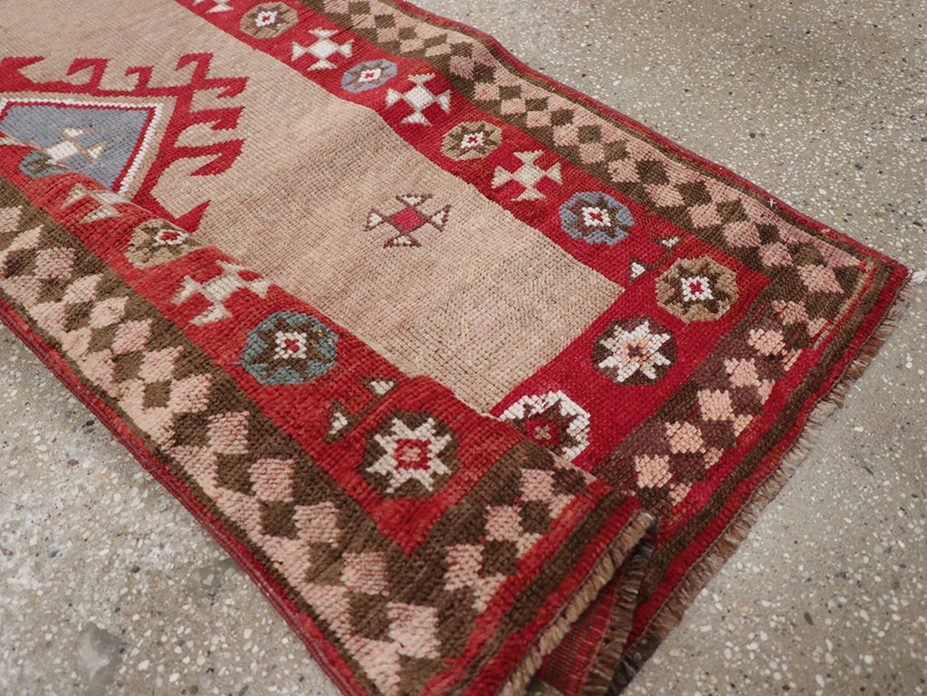 serab Rug - # 108541