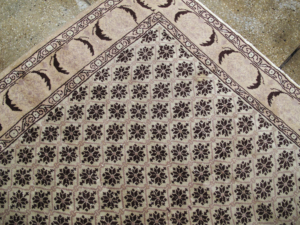 sevas Rug - # 102186
