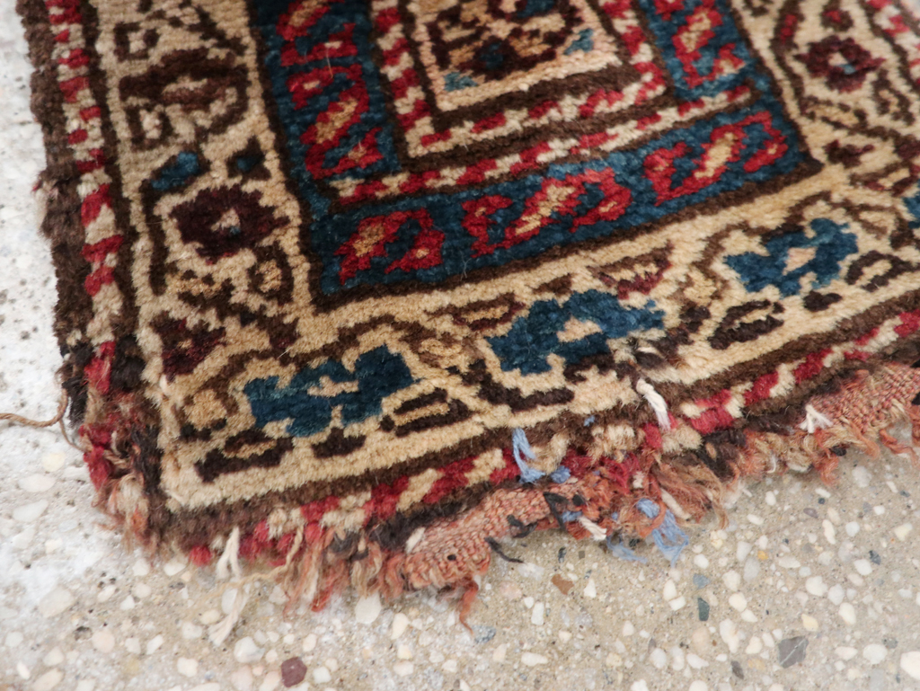 shiraz Carpet - # 104000