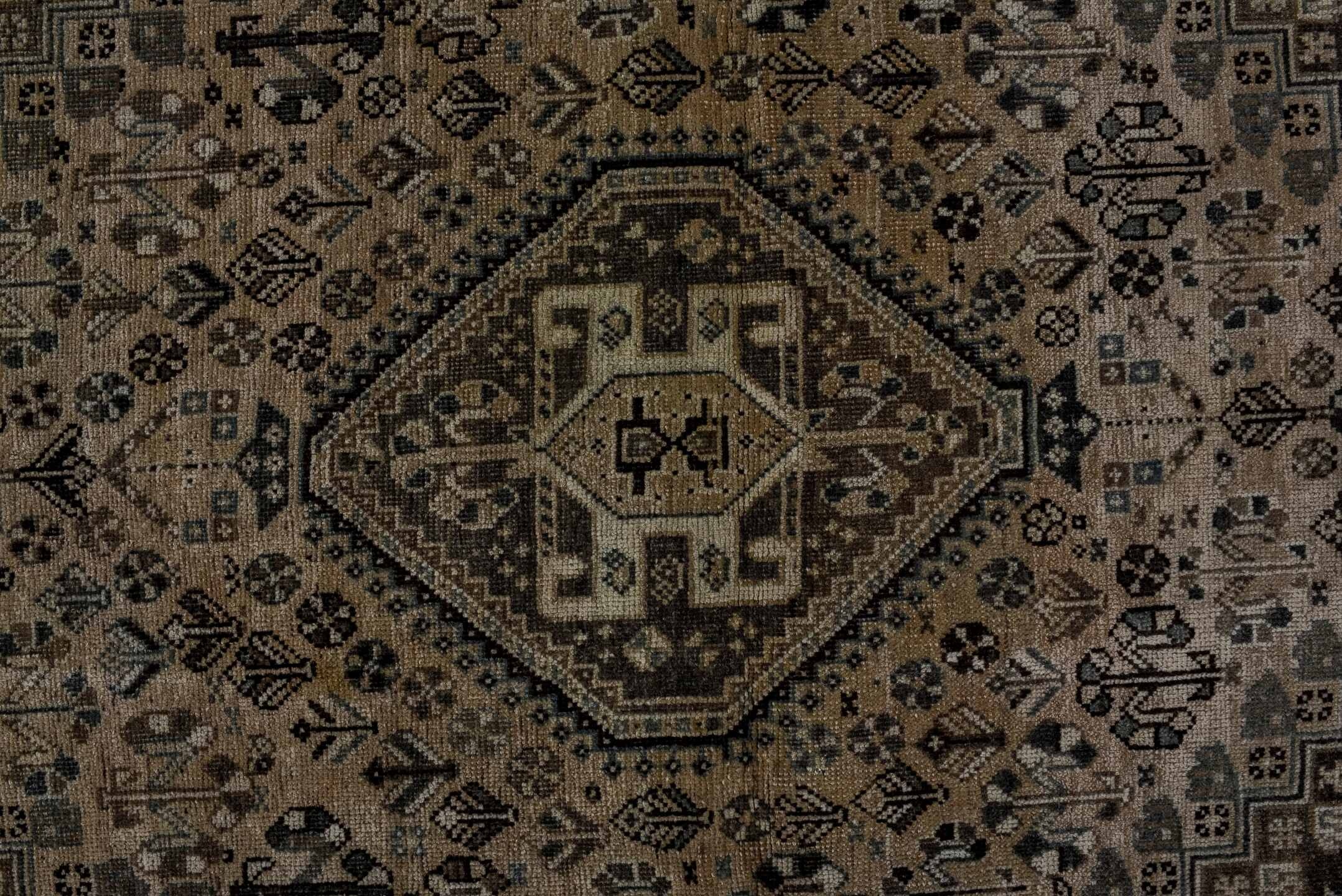 shiraz Rug - # 125703