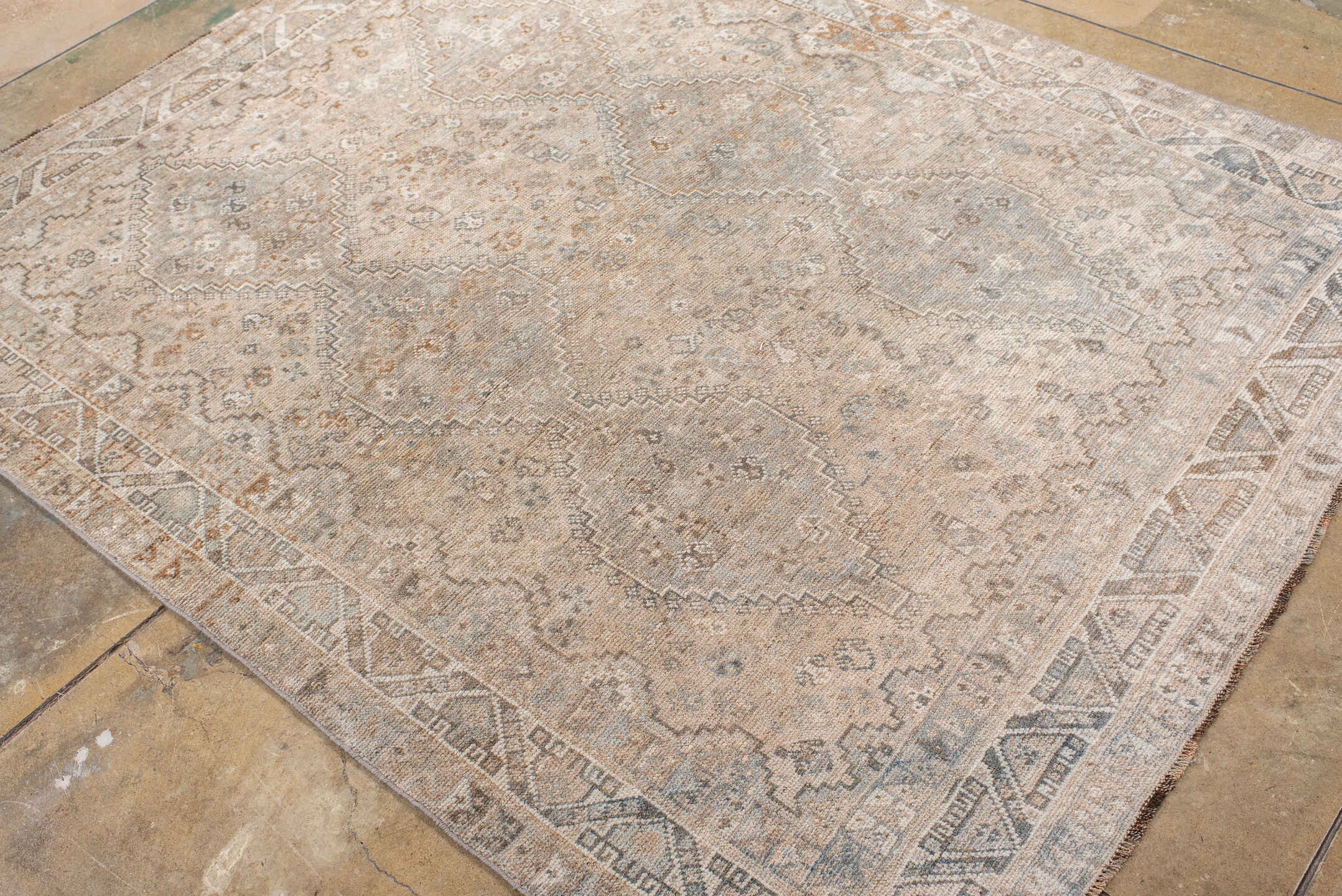 shiraz Rug - # 126643