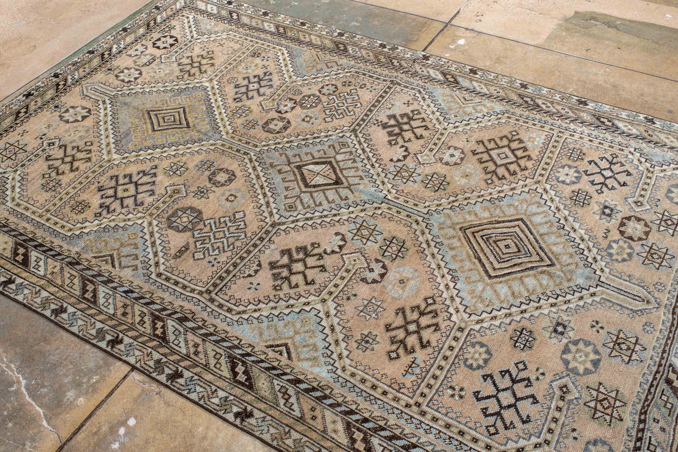 shiraz Rug - # 127266