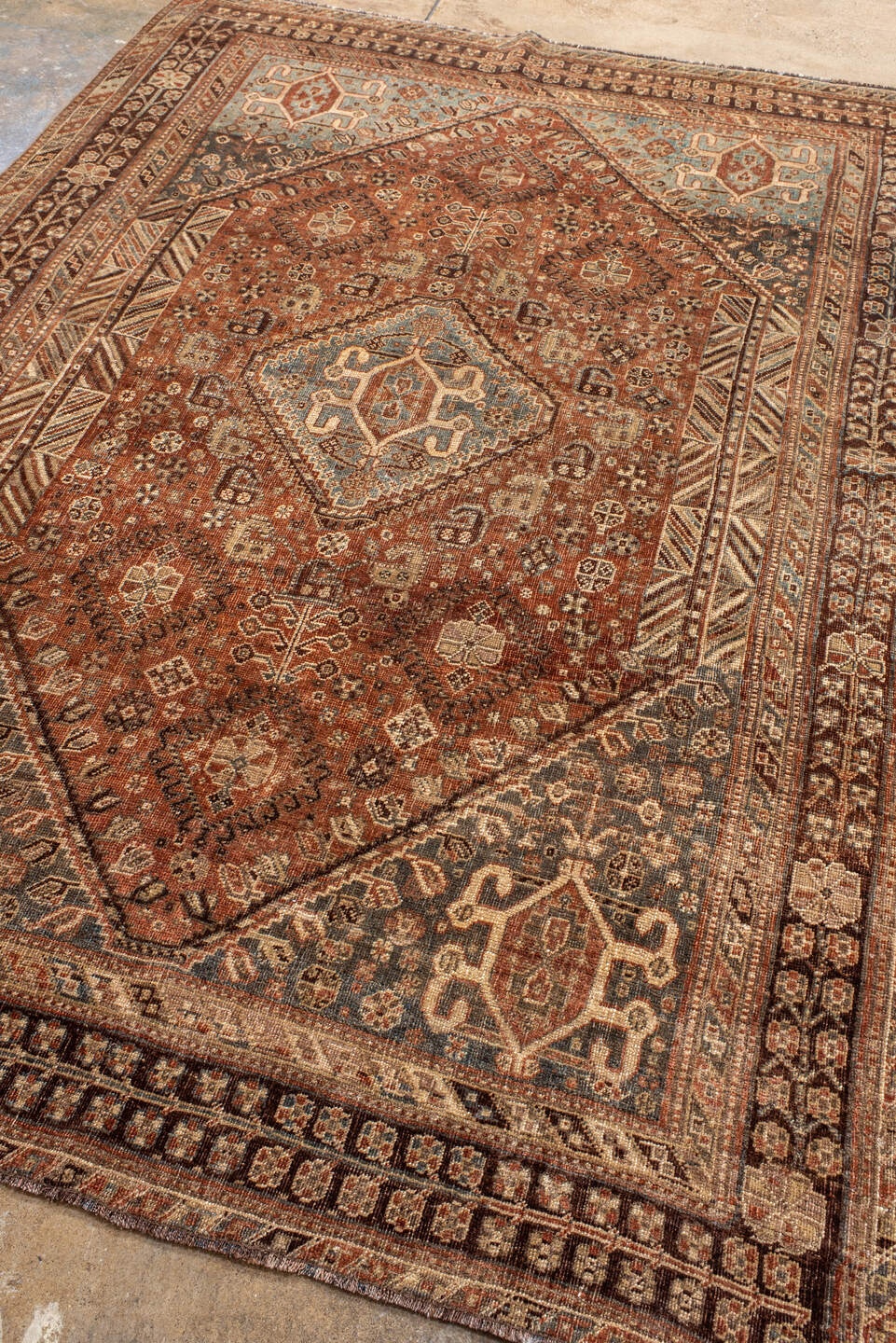 shiraz Rug - # 127325