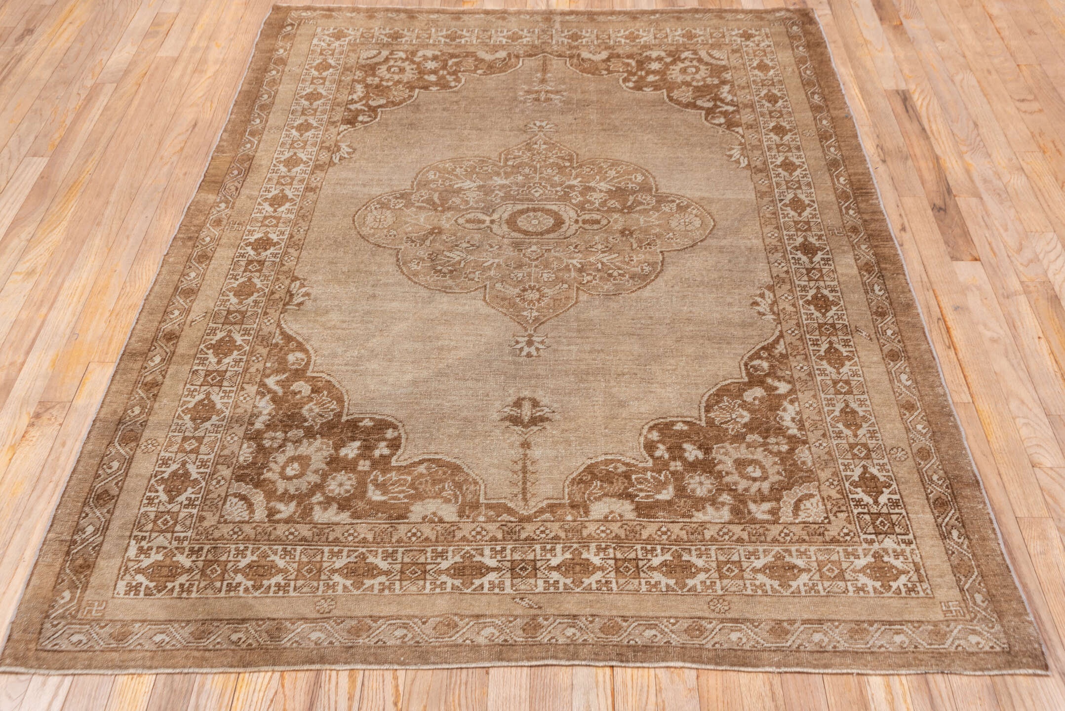 sivas Rug - # 126980