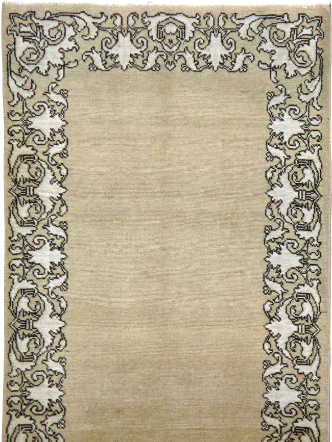 tabriz Runner - # 102431