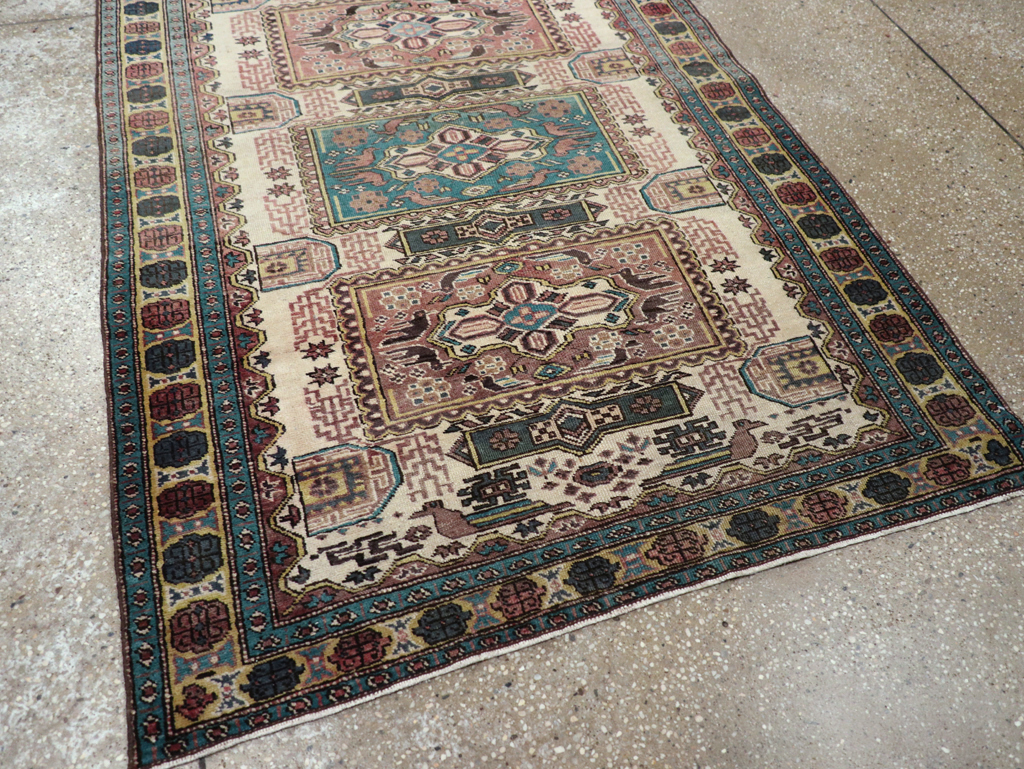 veece Rug - # 104426