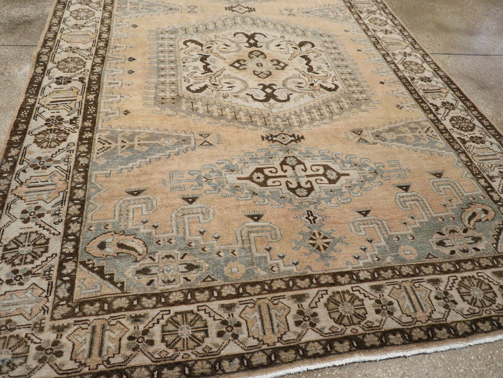 veece Carpet - # 107624