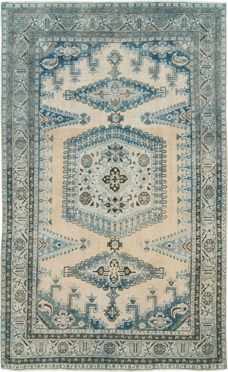veece Carpet - # 106583