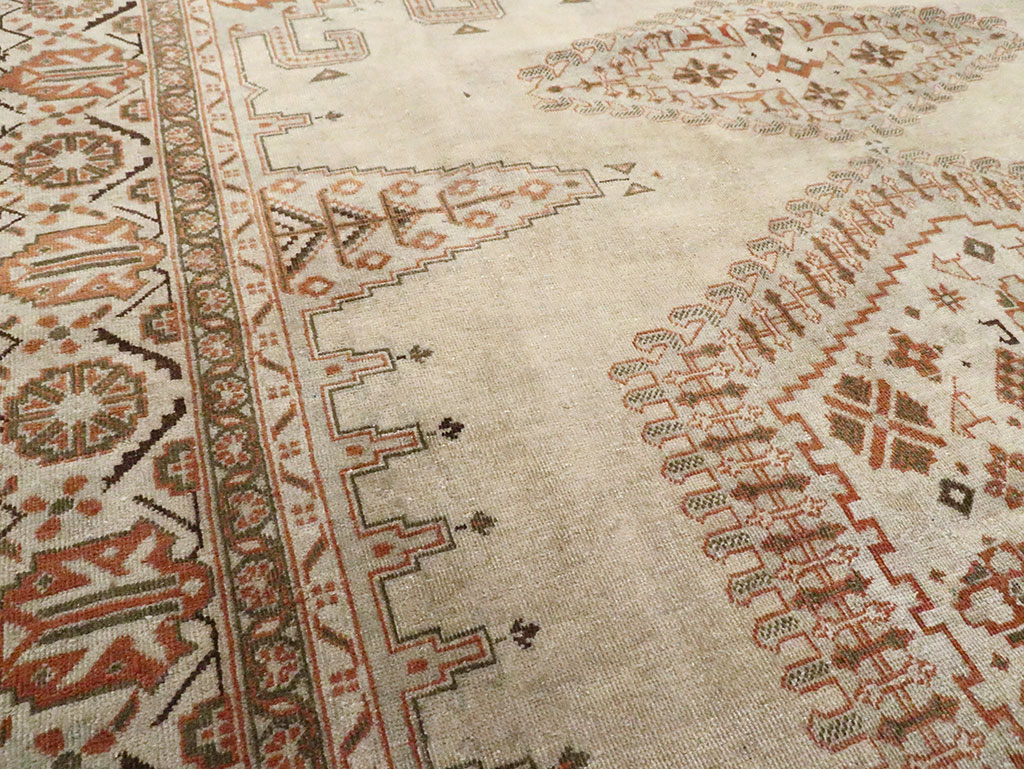veece Carpet - # 107303