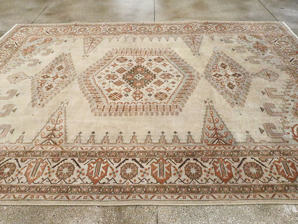 veece Carpet - # 107303