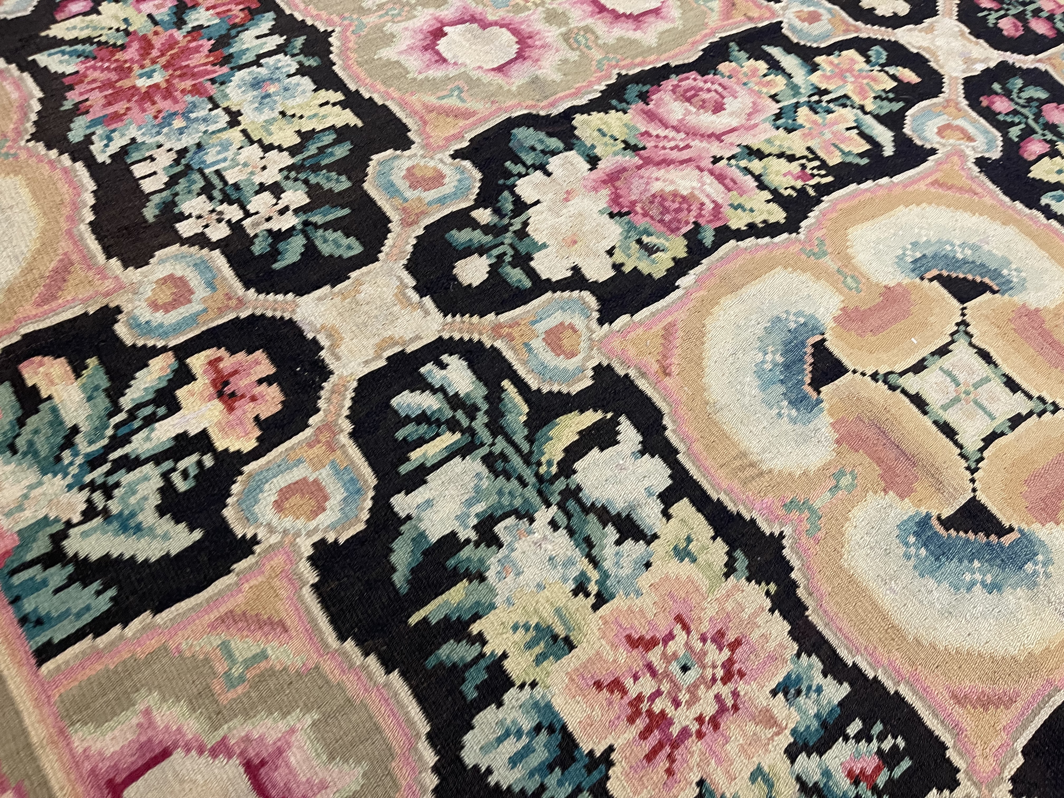 Vintage bessarabian Carpet - # 78390