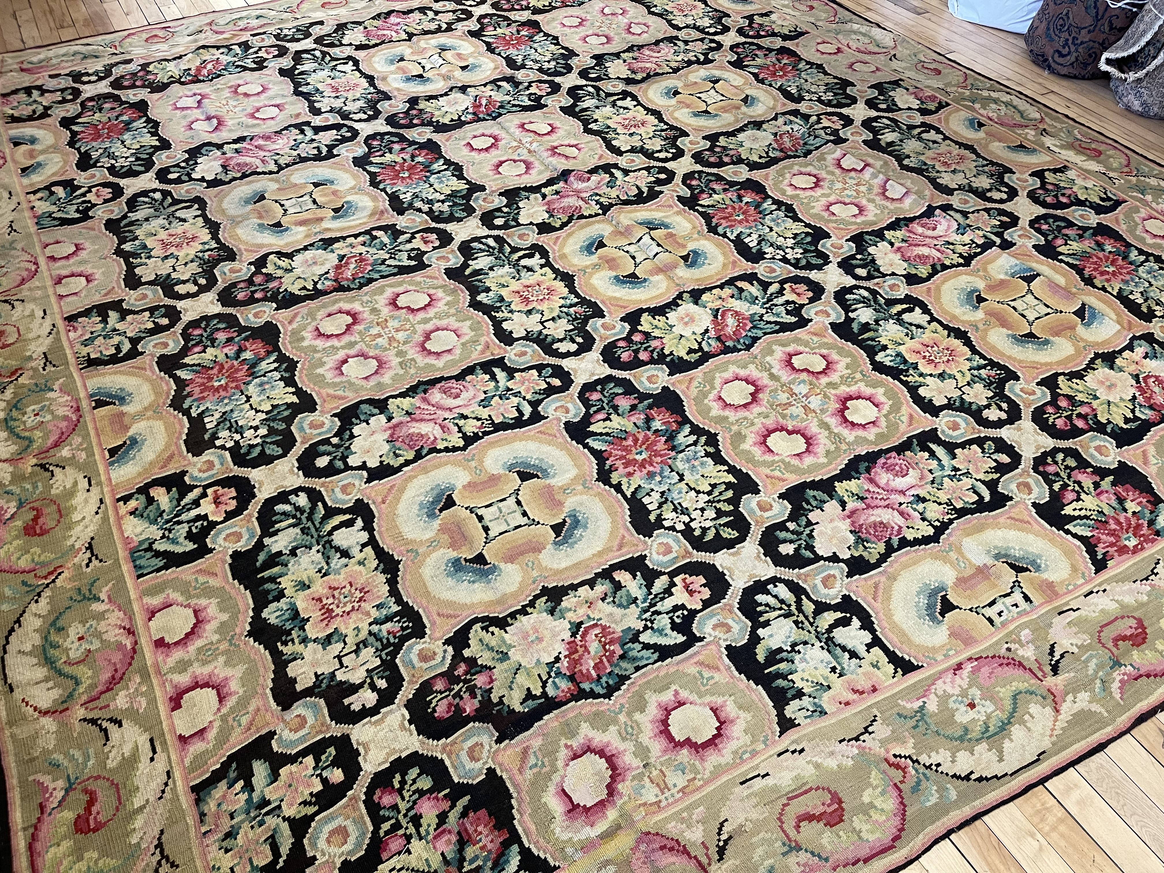 Vintage bessarabian Carpet - # 78390