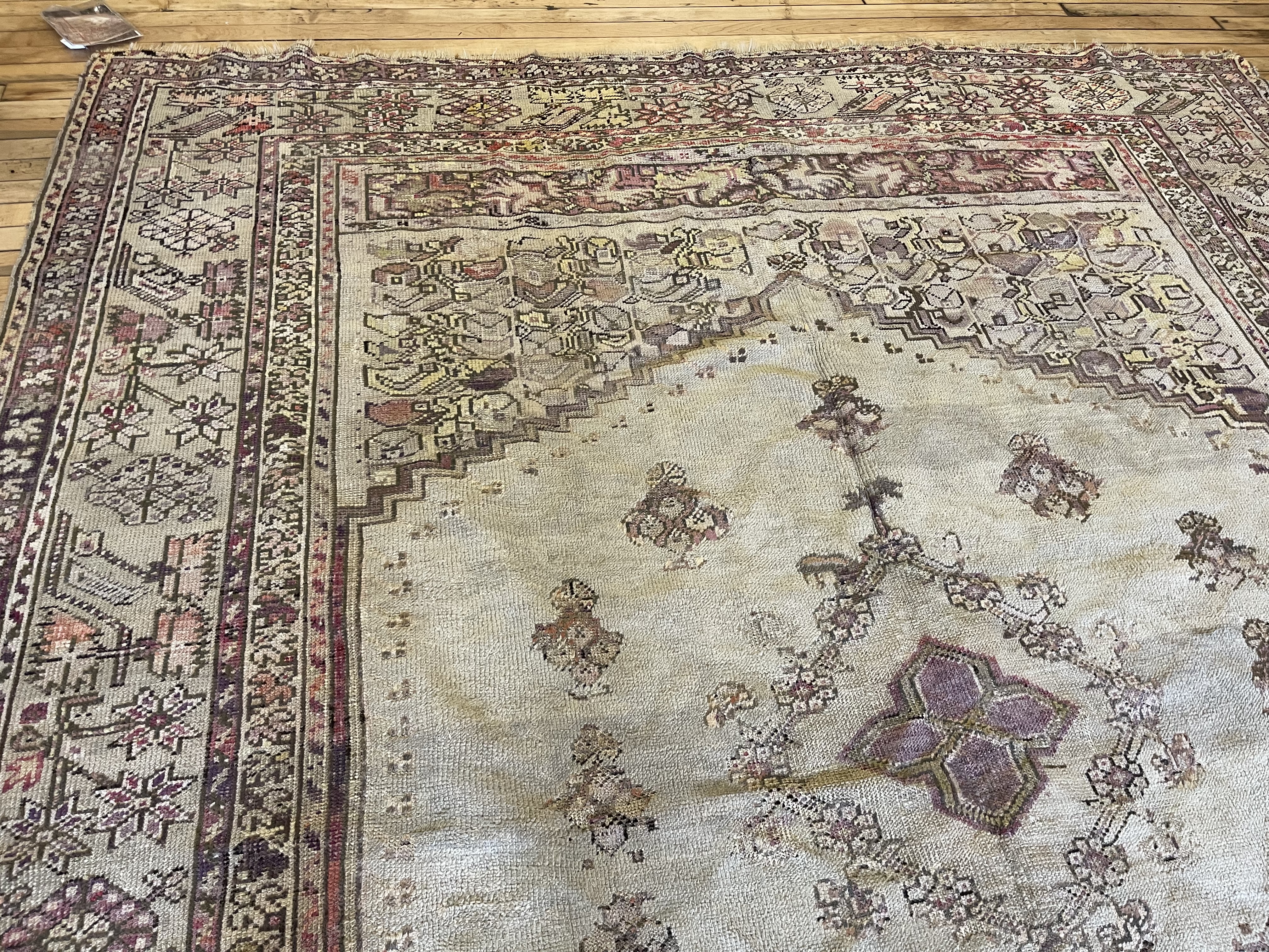 Vintage ghiordes Carpet - # 78240