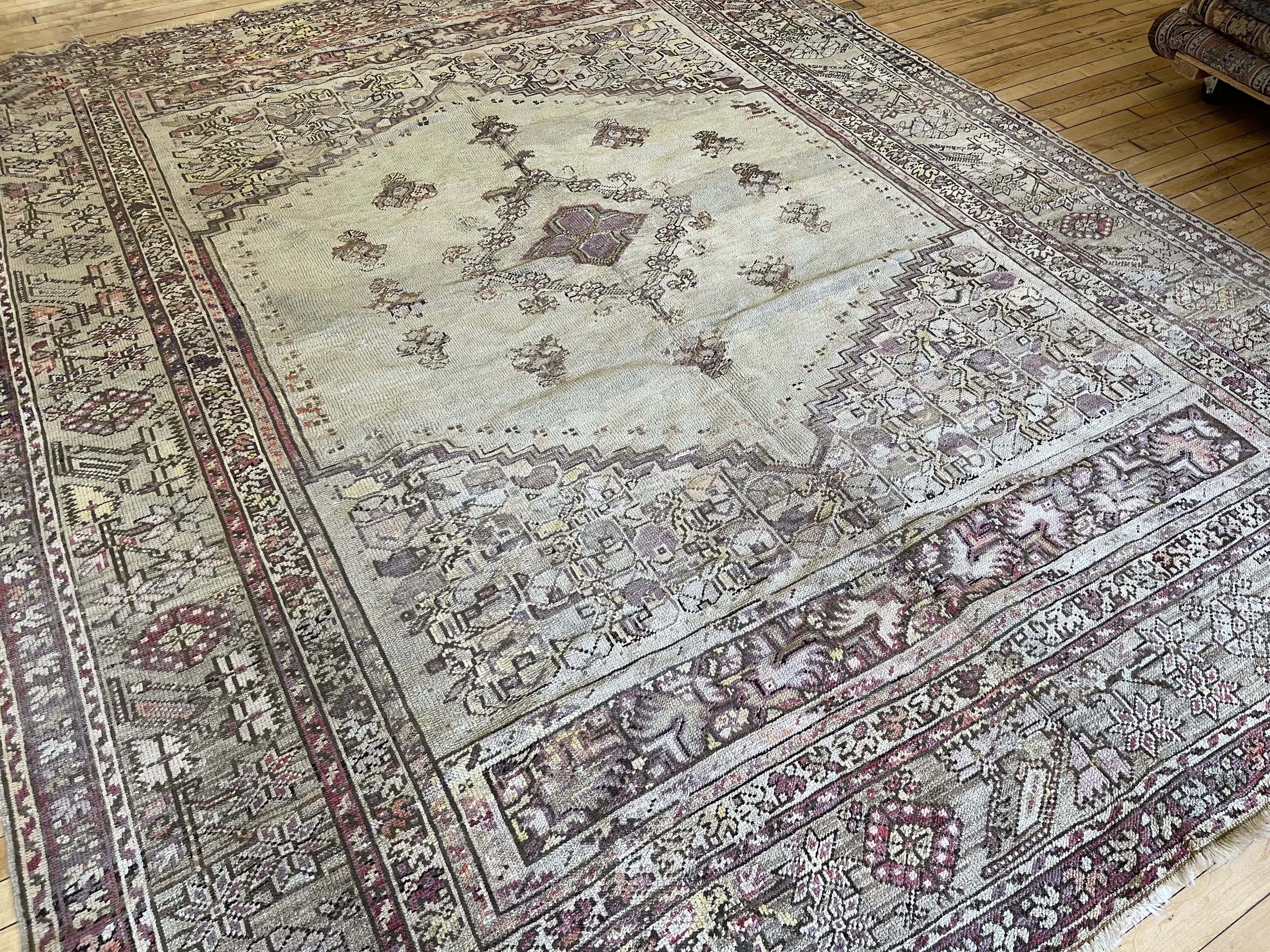 Vintage ghiordes Carpet - # 78240