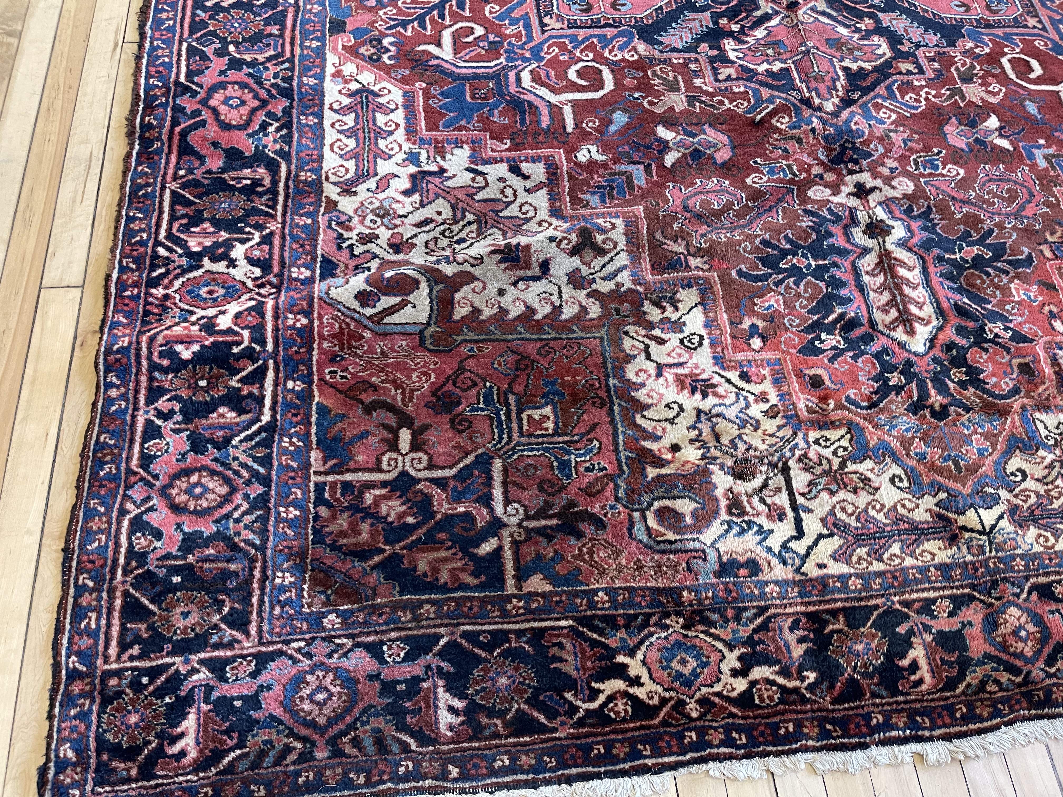 Vintage heriz Carpet - # 78321