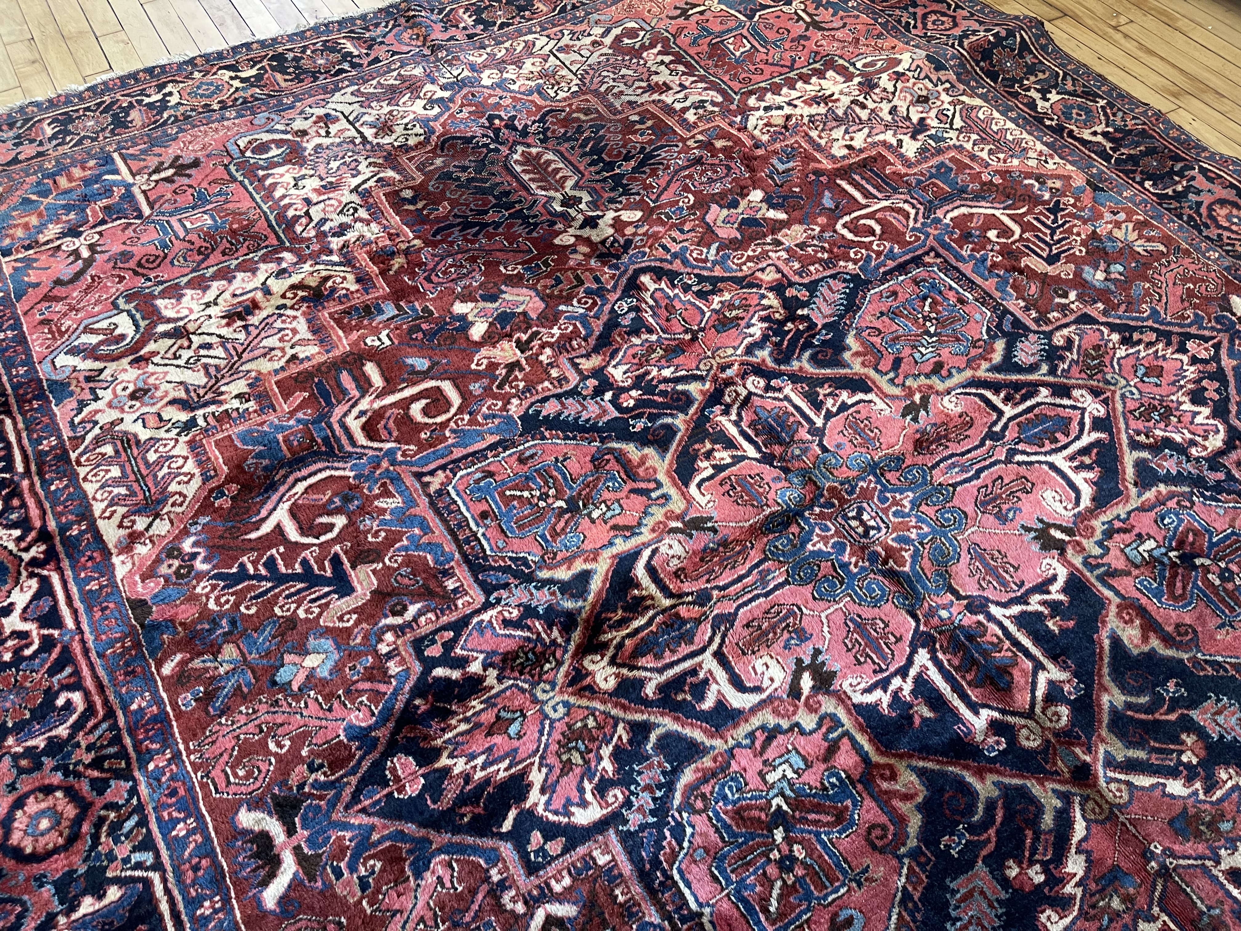 Vintage heriz Carpet - # 78321