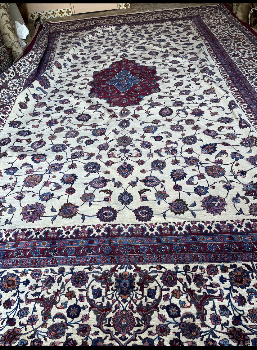 Vintage meshed Carpet - # 78270