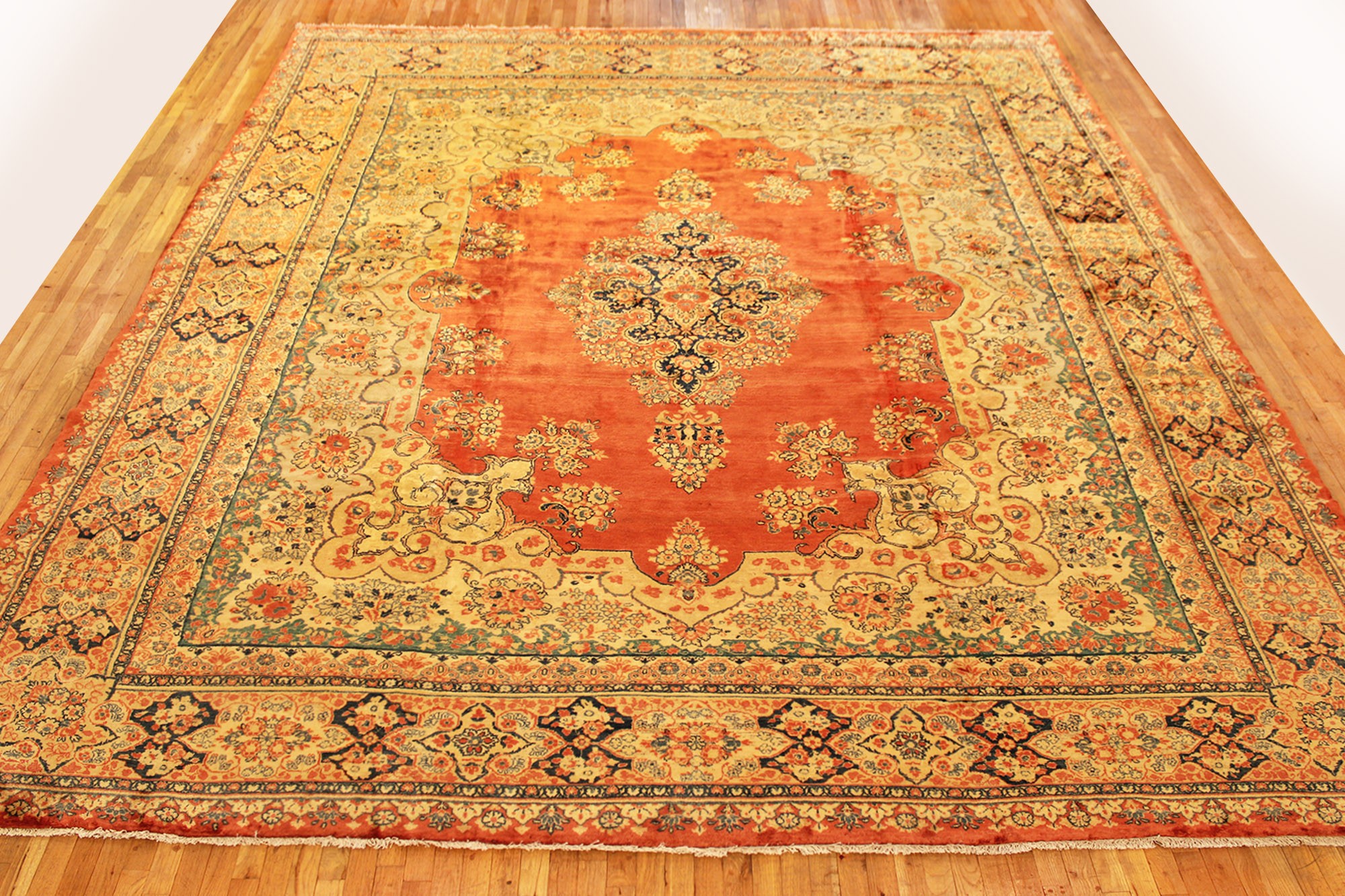 Vintage sarouk Carpet - # 58233