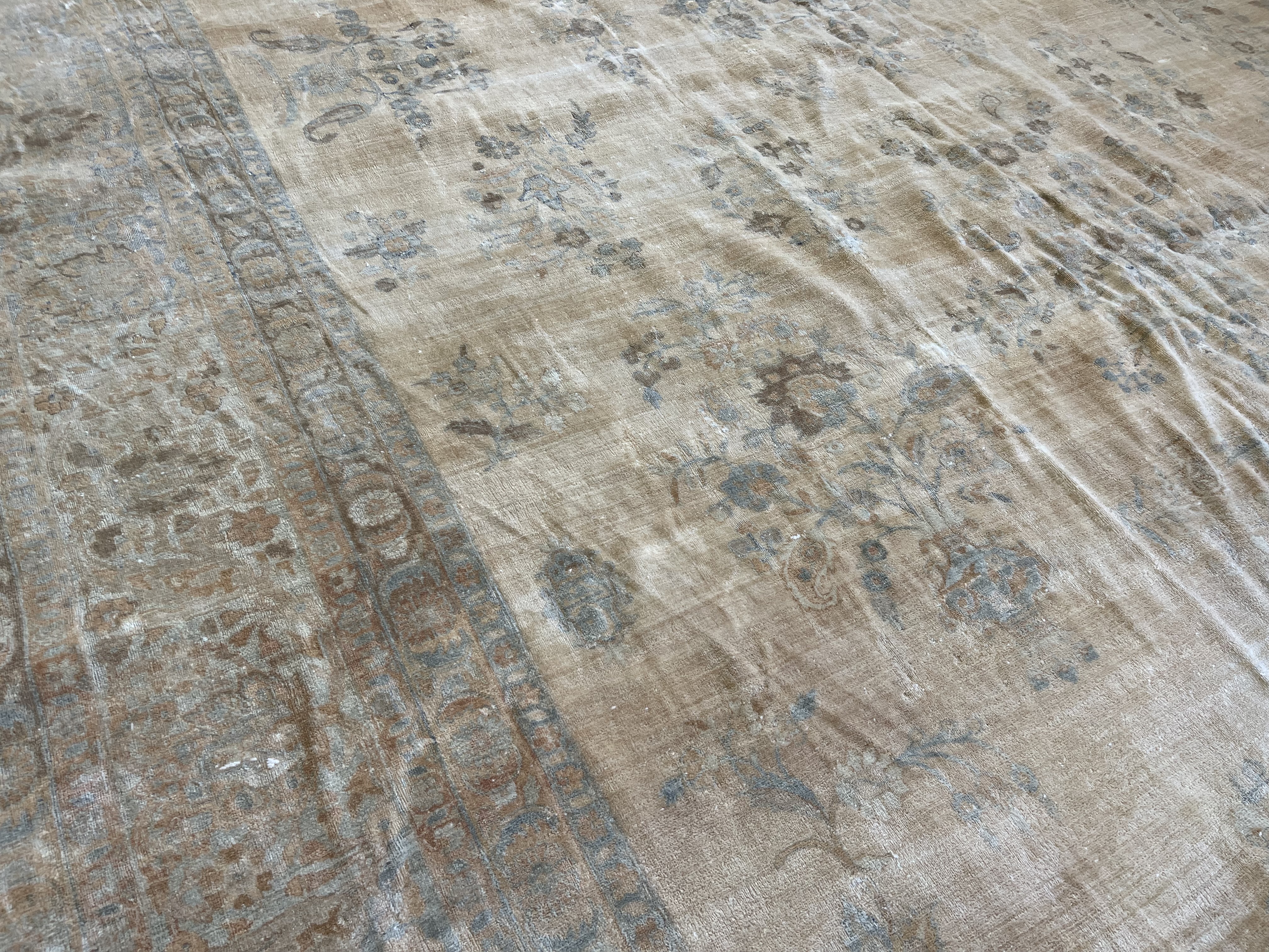 Vintage sarouk Carpet - # 78335