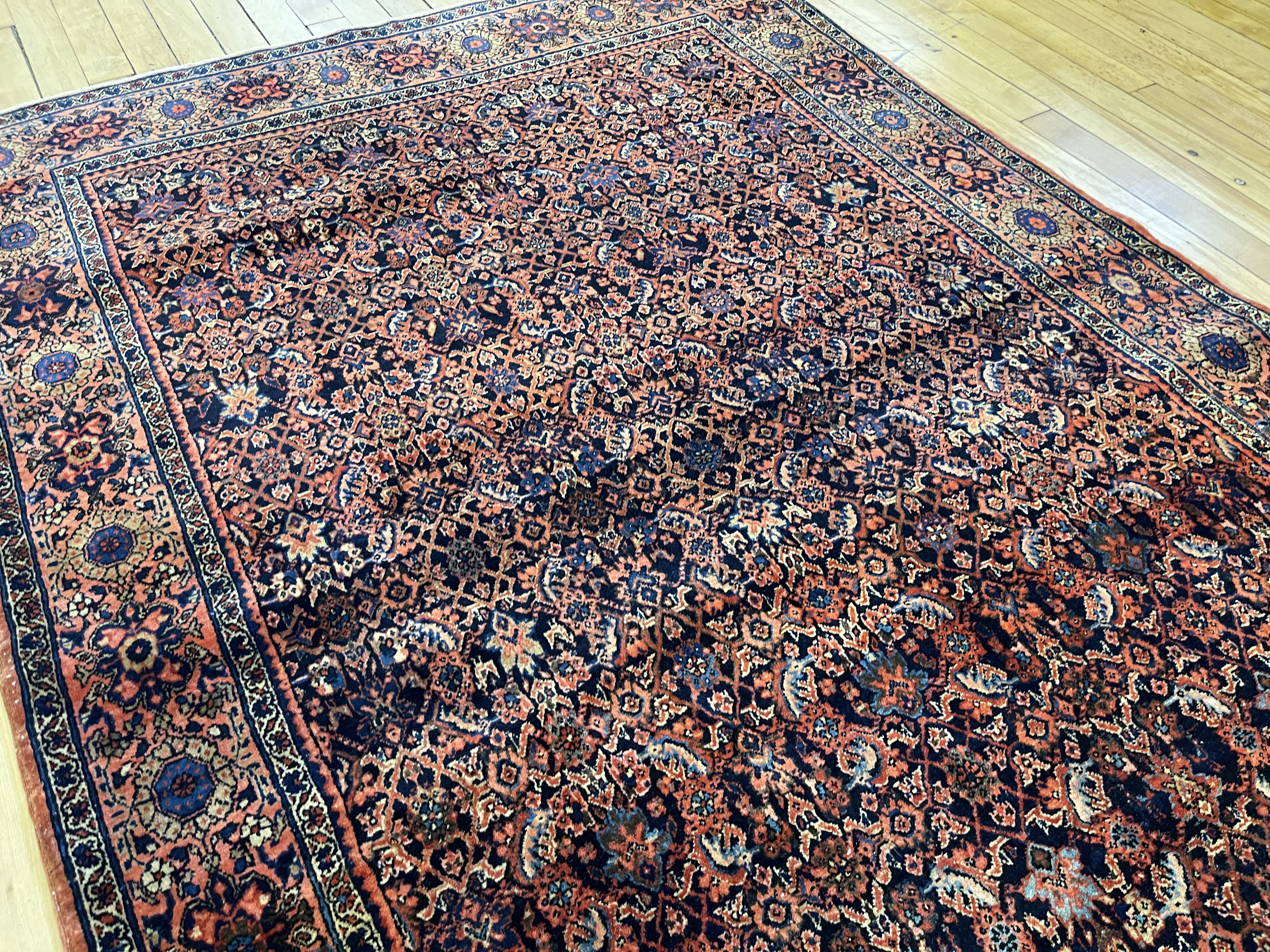 Vintage sarouk Rug - # 78368